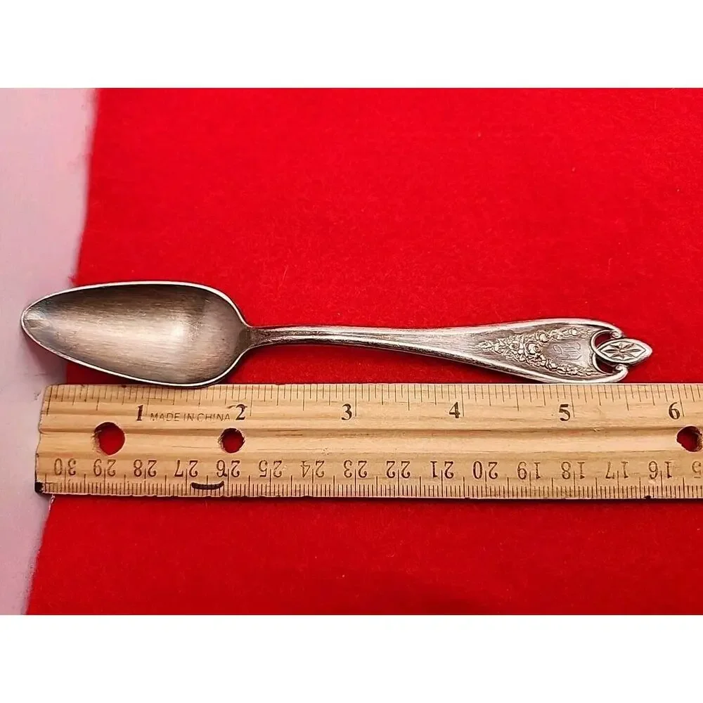 Antique 1911 Old Colony XS Triple Silverplate Fruit Spoon 1847 Rogers Bros.